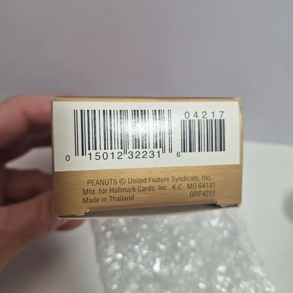 Hallmark Keepsake Ornament Linus Peanuts Charlie Brown Christmas 30th Anniv - Picture 8 of 13